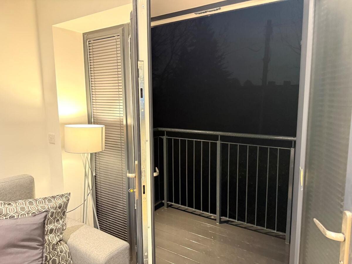Apartment Sale Road Serviced Near Airport & Trafford Centre Wythenshawe