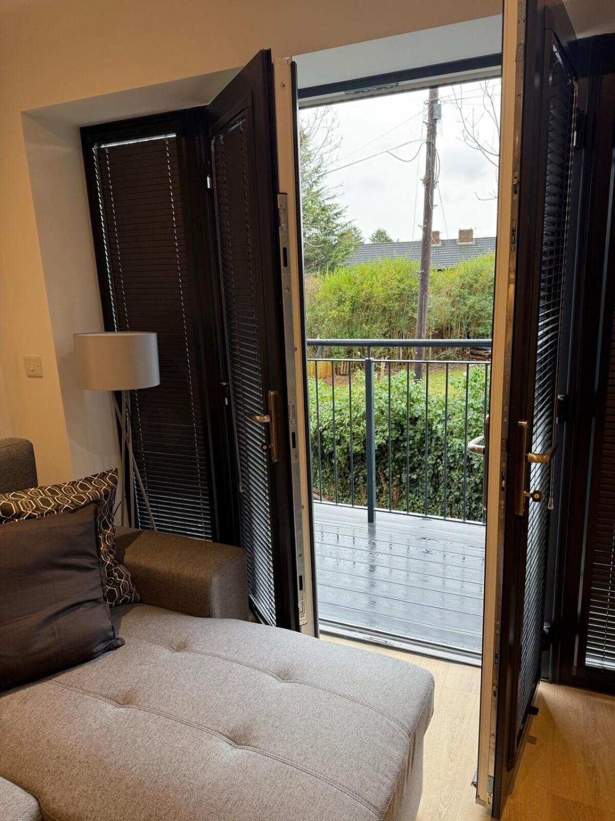 Apartment Sale Road Serviced Near Airport & Trafford Centre
