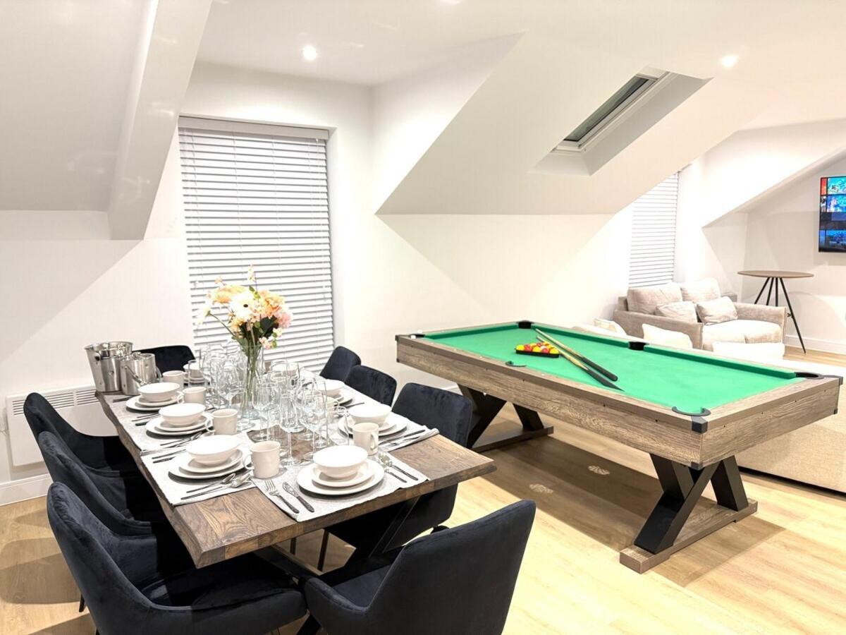 Sale Road Serviced Near Airport & Trafford Centre