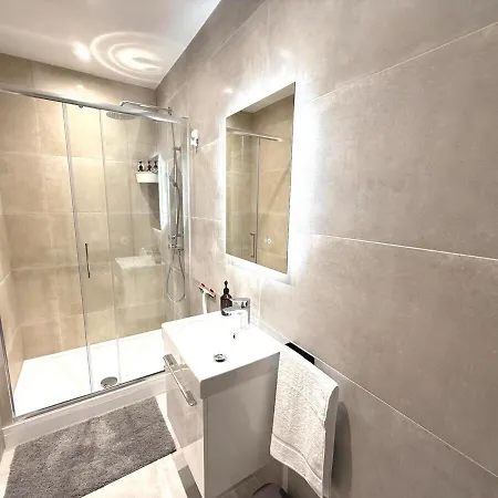 Sale Road Serviced Apartments Near Airport & Trafford Centre Wythenshawe Quarto foto