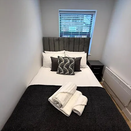 Sale Road Serviced Apartments Near Airport & Trafford Centre Wythenshawe Exterior foto
